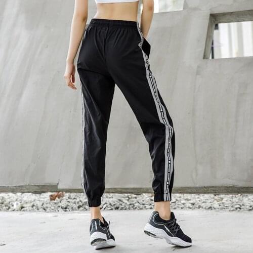 Women Sports Trousers Slim Loose Fitness Baggy Pants Night Running Baggy Reflective Pants Stripe Activewear