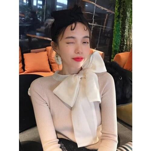 Womens Tops 2020 Autumn New Bow Temperament Pullover Slim-fit Sweater Womens White Design Top