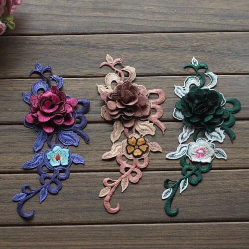 MLAEY 2 Pcs 3D Embroidered Water-Soluble Patch Rose Suitable For Clothing Decoration Handmade Diy Material