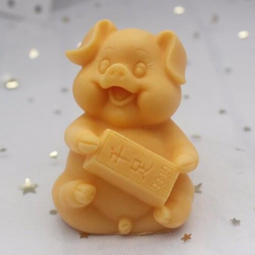 Three-dimensional Fortuna /Lucky pig/Lucky Buddha DIY Chocolate Handmade Soap Candle Mould Silicone Mold Cake Mould