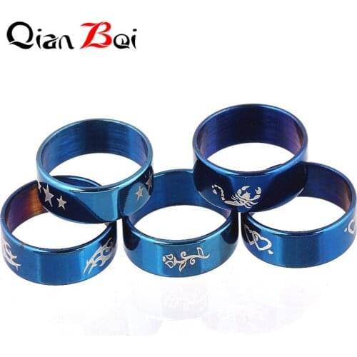 QianBei Wholesale 50pcs Lots Stainless Steel Ring Fashion Flower Pattern Couple Rings Romantic Engagement Anniversary Gift