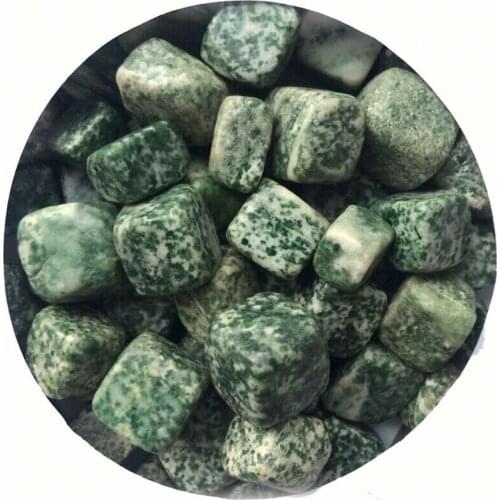 Wholesale 100g Natural Green Tumbled Stone Irregular Polishing Rock and Quartz Healing Natural Stone Crystal