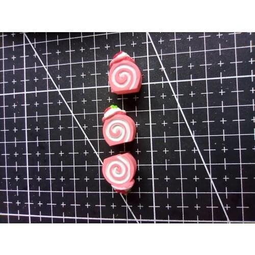 1pcs/lot resin pink strawberry roll cake 14mm Cabochons Scrapbooking Hair Bow Center Card Frame Making Craft DIY