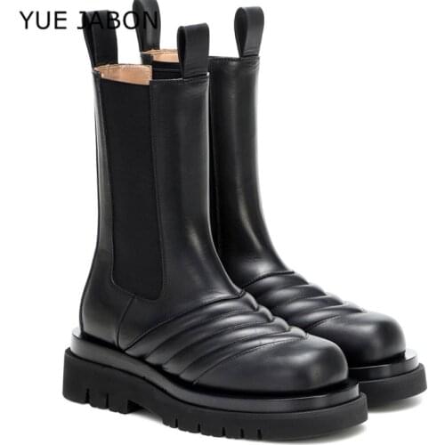 2020 Black Women Chelsea Boots Genuine Leather Stylish Ankle Boots New Fashion Warm Flat Botas Mujer Ladies Slip-on Short Bootie