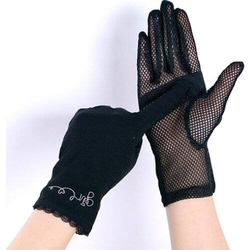 Summer women UV Short Thin Cotton Embroidery Driving Sunscreen Glove Sexy Lace Breathable Mesh Touch Screen Cycling Mitens J88