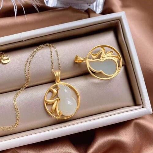 Natural Hetian Jade Necklace Womens Lucky Pendant Sterling Silver to Give Mom Birthday Gift for the Elderly and Elders