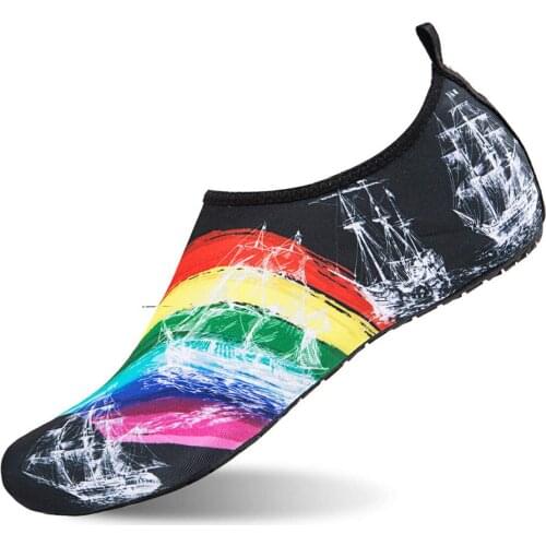 Women Men Rainbow Swimming Yoga Upstream Beach Barefoot Shoes Couple Aqua Shoes Quick-drying Ultra Light Slip on Water Shoes