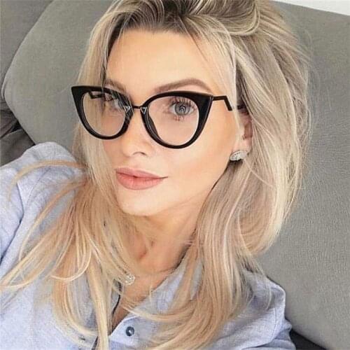 Lady Cat Eye Glasses Frames For Women Sexy Big Brand Designer Clear Lens Pink Optical Eye Glasses Fashion Eyewear Luxury Shades