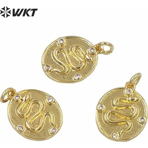 MP176 Unique mother of pearl white shell bezel charm pendant lady love heart religious shell pendant as gift