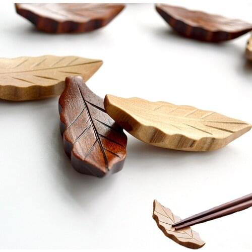 Creative Leaf Shape Wooden Chopsticks Holder Stand Spoon Fork Rack Craft Dinner Tableware Kitchen Accessories