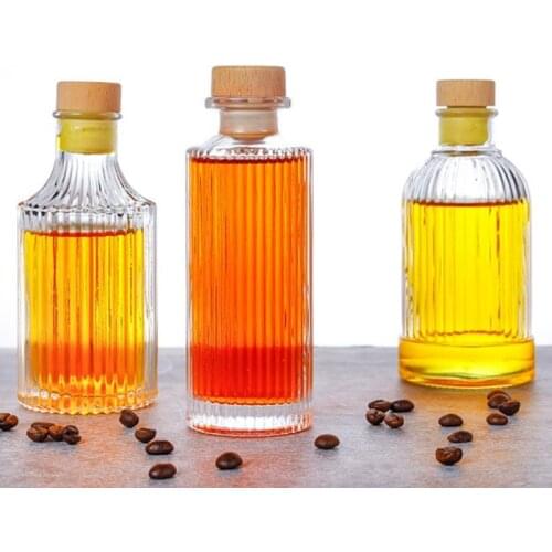 140-250ml Mini Diamond-Shaped Wine Bottle with Cork Stripes Whiskey Brandy Vodka Shochu Hip Flask Beverage Liquid Container