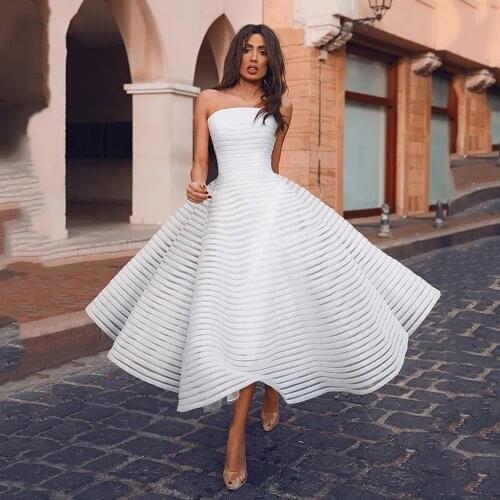 Sexy Wedding Dresses Tulle Pleat Strapless Sleeveless Zipper A-Line Bridal Gowns Novia Do 2021 New Party