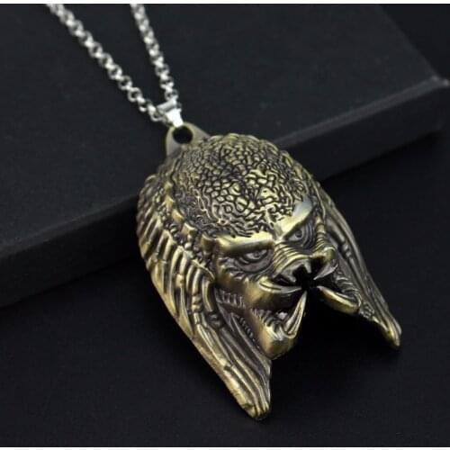 Movie Series Jewelry Alien v Predator Metal Necklace Alien Mask Pendant Cosplay Accessories Jewelry Drop-shipping