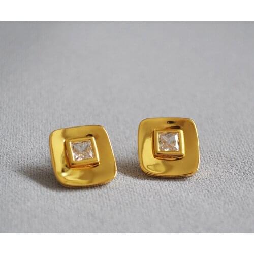 Color-protected electroplating Japan and South Korea exquisite simple simple square zircon flash temperament earrings female
