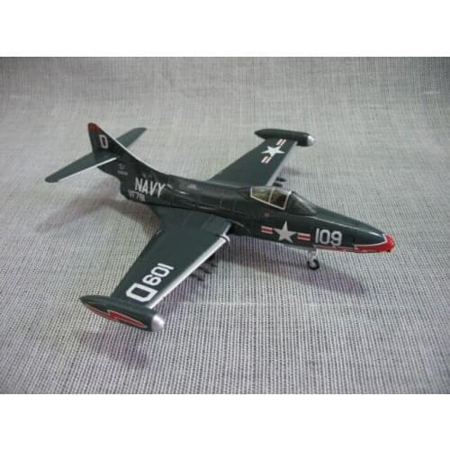 1:72 U.S. NAVY Grumman F9F-2 Panthers Fighter Korean War Aircraft Model