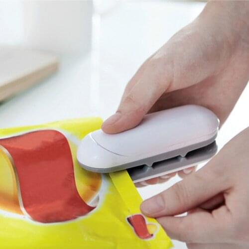 Handy Sealing Clip For Plastic Snacks Bags Package Sealing Machines with Vacuum Resealer Heat Sealer Portable