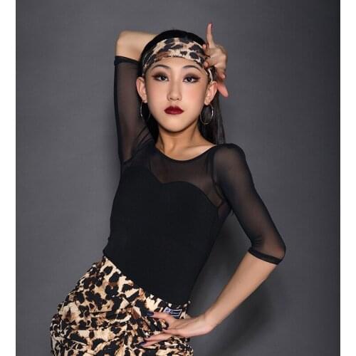 Latin Dance Shirt Female ChildrenS Mid-Sleeve Practice Clothes Mesh Stitching Sexy Backless Tops Latin Dance Costumes DN8901