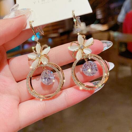 South Korean network red earrings female 2021 new opal flower temperament ear hook earrings female tide show face thin earrings