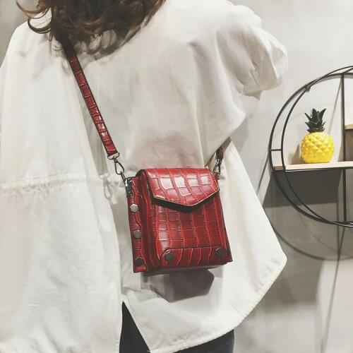 BENVICHED Ladies' Crocodile pattern pu bag 2021 spring fashion retro girl Inclined single shoulder bag small square bag c368