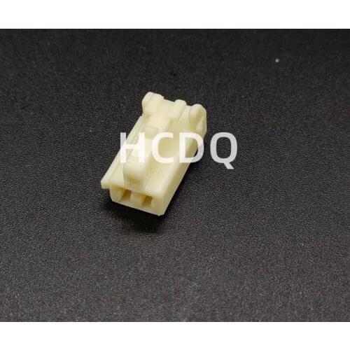 The original 90980-10825 2PIN automobile connector plug shell and terminal are supplied from stock