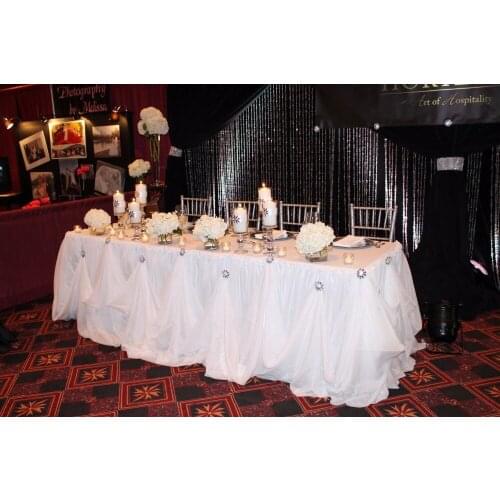 Free Shipping Brooch Ice Silk Table Skirt 10 ft L Luxurious Ice Silk New Design Diamond Table Skirt for Wedding Decoration