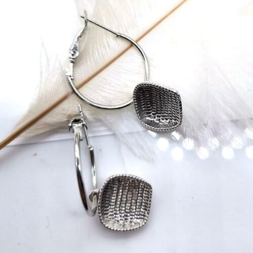 New Dark Gothic Style Earrings Dustpan Pendant Circle Gift Lady Jewelry Friends Earrings