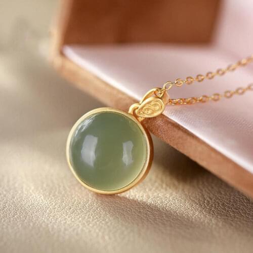 S925 Sterling Silver Inlaid Hetian Jade Gray Jade Geometric Retro Personality All Match Clavicle Chain Womens Pendant Pendant N