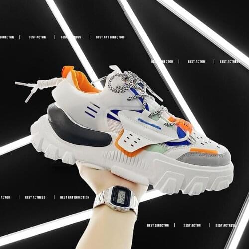 2021 New Fashion Brand Designer Mens Casual Shoes Lightweight Breathable Comfortable Sneakers Summer High quality Mens Shoes