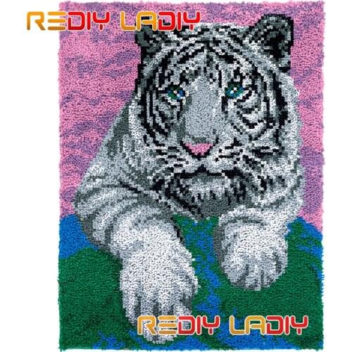 Latch Hook Rug Kits White Tiger Plush Wall Tapestry DIY Carpet Rug Thick Yarn Arts Cushion Crocheting Floor Mat Home Decor Gifts