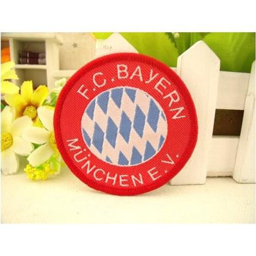 Cheap custom embroidered badges