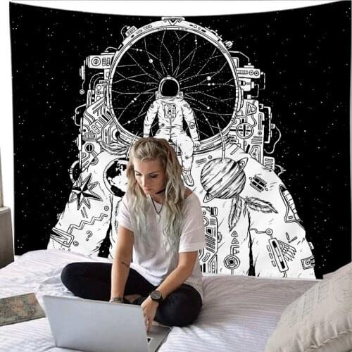 2021 New Astronaut Tapestry Wall Hanging Home Decor Skull Girl Pattern Printed Rectangle Tapestries Sofa Decorative 73*95 Tapiz