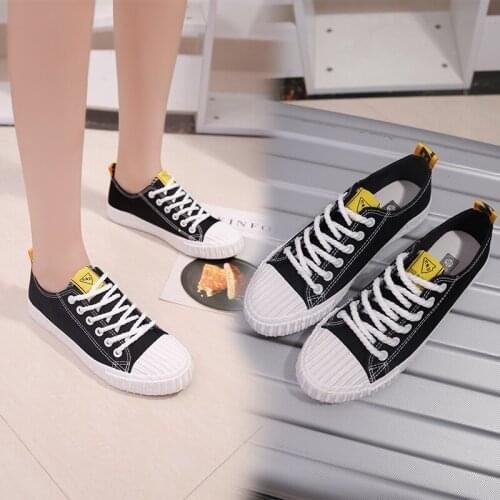 Cartoon Smiley Face Canvas Shoes Womens Style Vulcanized shoes Low-top sneakers Casual flat sole womens style U12-66