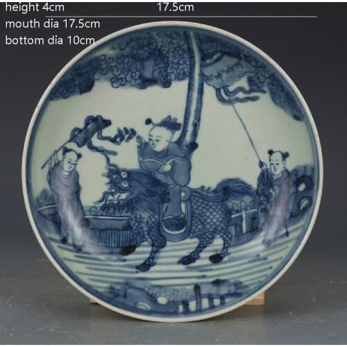 Qing Qianlong blue and white Unicorn sent ziwen small plate antique porcelain antique antique collection