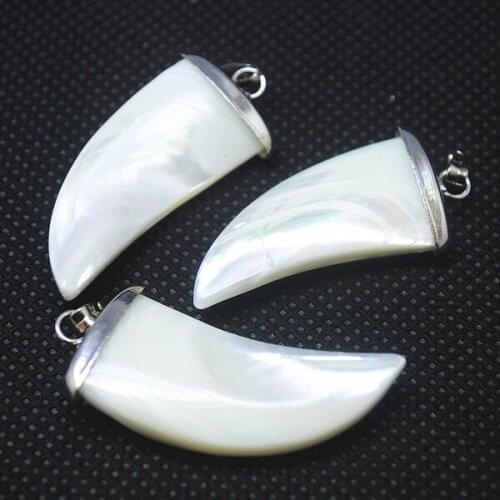 10pcs natural white seashell charms shell pendants mother of pearl pendants size 15x30mm for women bracelets making