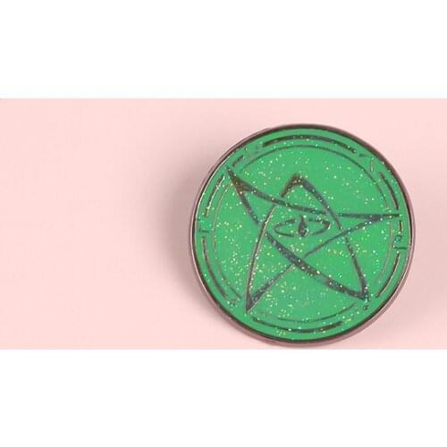 Pentagram Green Brooch For Backpacks Pin Lapel Alloy Enamel Pins Broche for Women Badge Pines Metal Brooches Jewelry Accessories