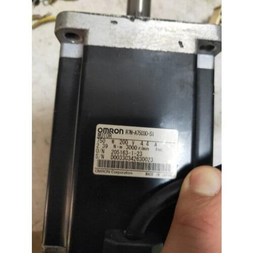 R7M-A75030-S1 , servo motor , used in good condition . 80% appearance new , good working , free shipping