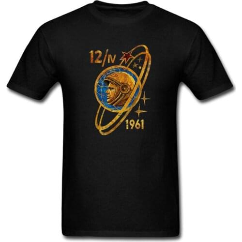 Russia CCCP Yuri GagarinSoviet cosmonaut 1961 Funny VINTAGE T Shirt Graphic gift tee USA size