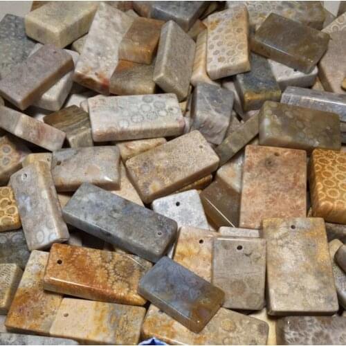 Natural coral jade chrysanthemum stone pendant water drop color flower jade ice type square brand hanging sweater chain