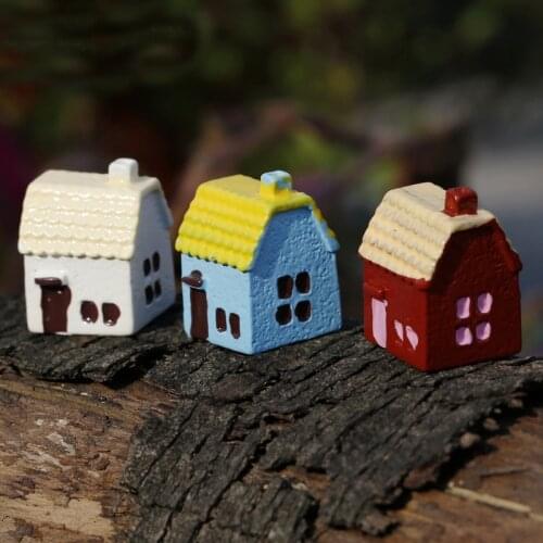 1PC Miniature Figurine Decorative Seaside House Fairy Garden Animal Statue Home Desktop Gift Moss Ornament Resin Craft