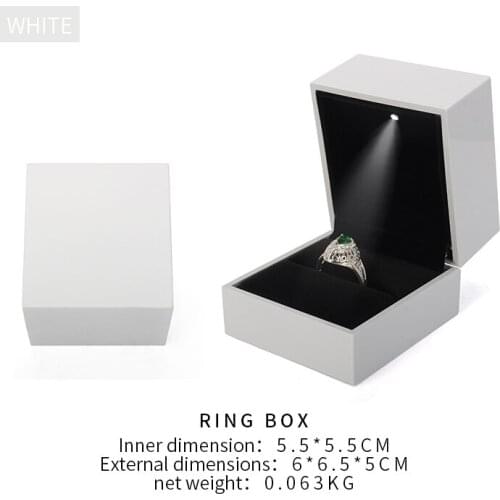White Female Wedding Ring Jewelry Display Box With Led For Earring Pendent Bracelet Showcase Jewellery Holder 7 Colors Available