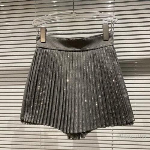 2021 Summer New Vertical Rhinestone Shiny Lace Pleated Wide Leg Shorts Womens Grey Black Slim High Waist Short