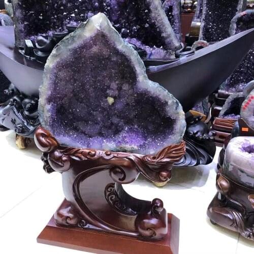 Natural amethyst hole decoration demagnetization purification transfer Fortune town house corsage basin feng Shui stone