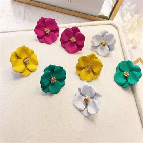 Korean Cute Small flower Stud Earrings For women fresh and sweet Statement Earring Girl 2020 Fashion Jewelry