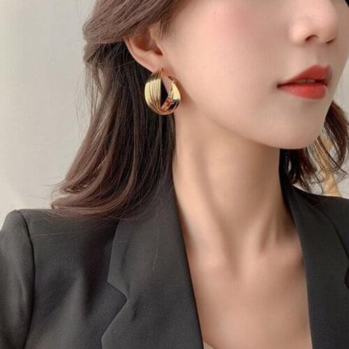 Permih Gold Metal Hoop Earrings Big Geometry Round Pendant Earrings Female Retro Drop Earrings 2021 Female Fashion Jewelry