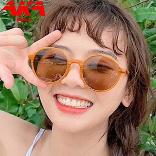 AKAgafas 2021 Round Womens Sunglasses Classic Vintage Glasses Shopping Outdoor Street Luxurious Beat Oculos De Sol Gafas UV400