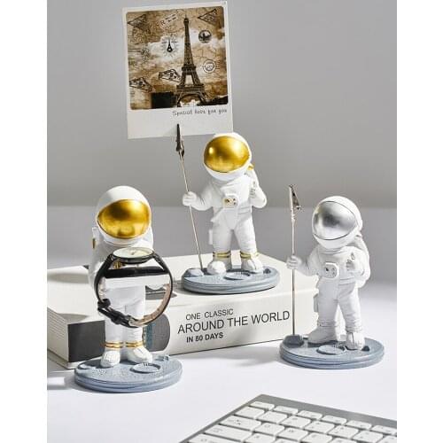 Creative Resin Astronaut Home Decorative Figures Photo Deoration Modern Living Room Decoration Accessories Office Decor Crafts
