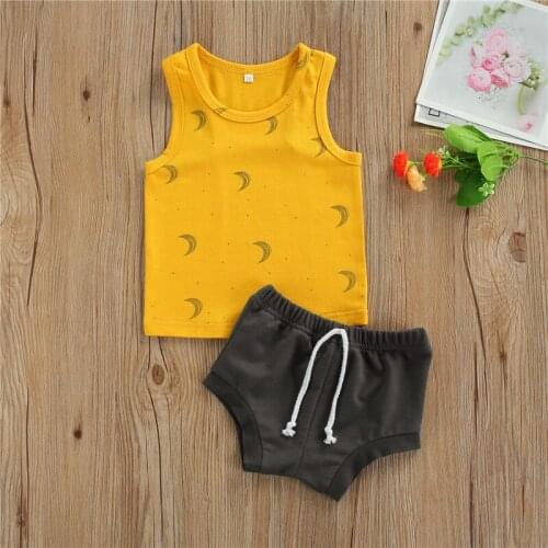 2Pcs Baby Clothing Boys Outfit Toddlers Moon Star Printing Sleeveless Vest Solid Color Shorts Babys Set