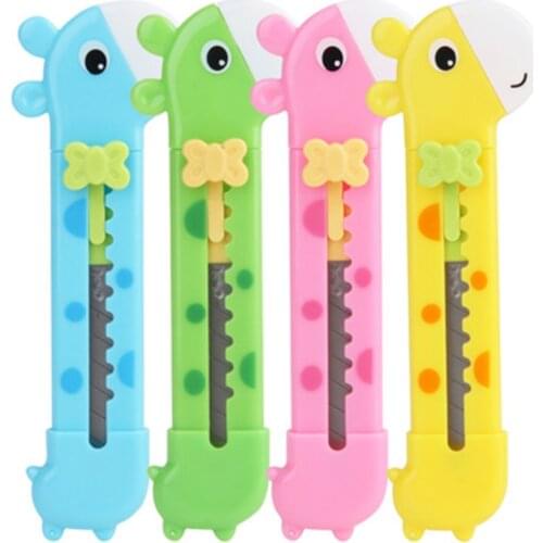 Kawaii Children Giraffe Art Knife Cute Knife Paper Cutter Mini Cartoon Safety DIY Knife School/Office/Home Handwork Cutting Tool