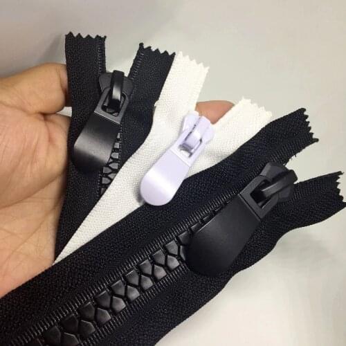 2pcs 20cm 8# & 15# Close-End zippers resin zipper for down jacket coats pocket bag Shoes DIY Sewing craft Garment Accessories