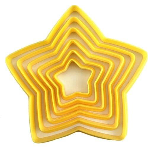 6 PCS Plastic Material Christmas Cookie Cutter Set Five-pointed Star Shape Biscuit Cutter Moulds Gifts for Baking Lovers